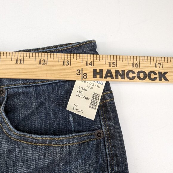 Maurice Taylor Boot Dark Wash Junior's Jeans Light Distress Size 1/2 Short - Picture 7 of 11